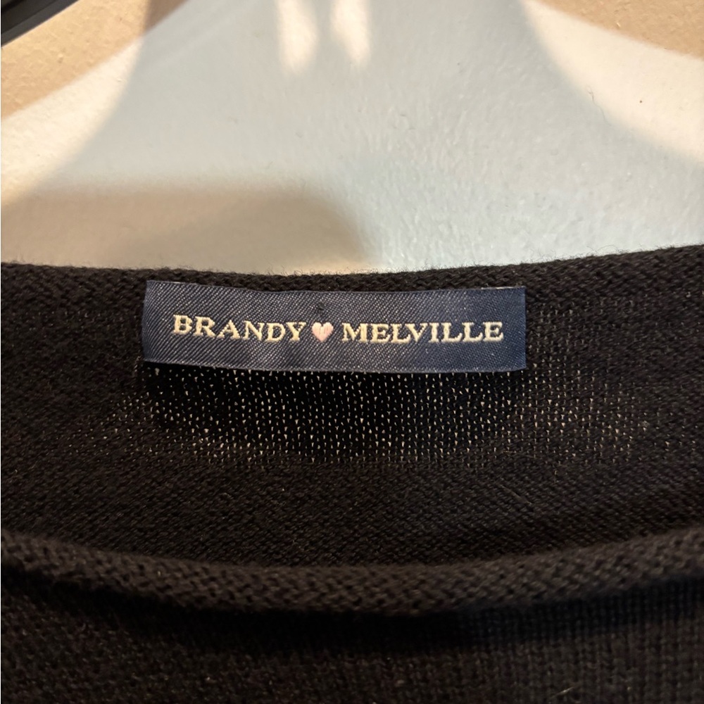 Brandy Melville Black Long Sleeve Crop Top